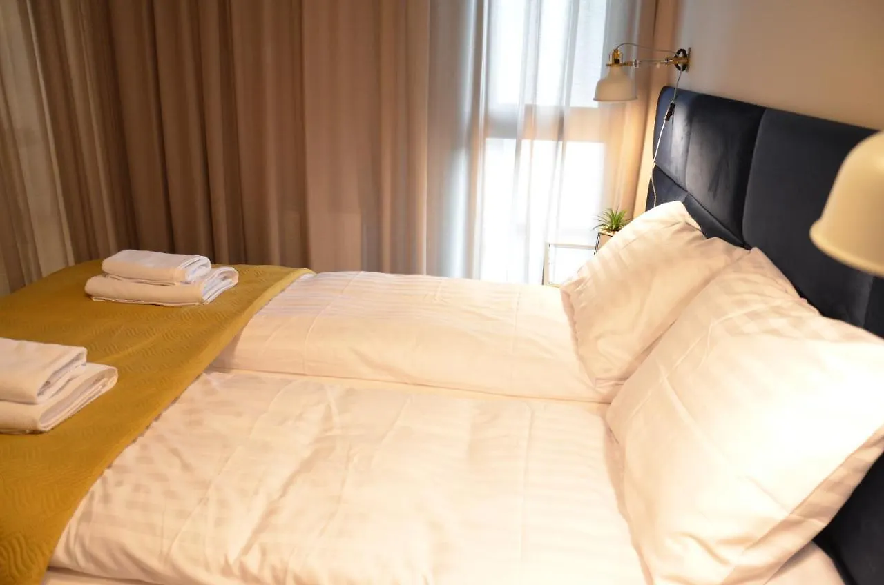 Dlugie Ogrody Apartment 140 גדנסק